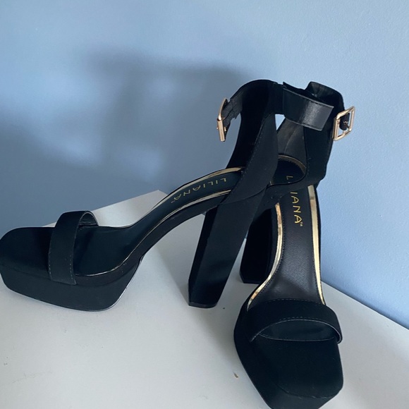 Platform heeled sandals - Picture 1 of 3